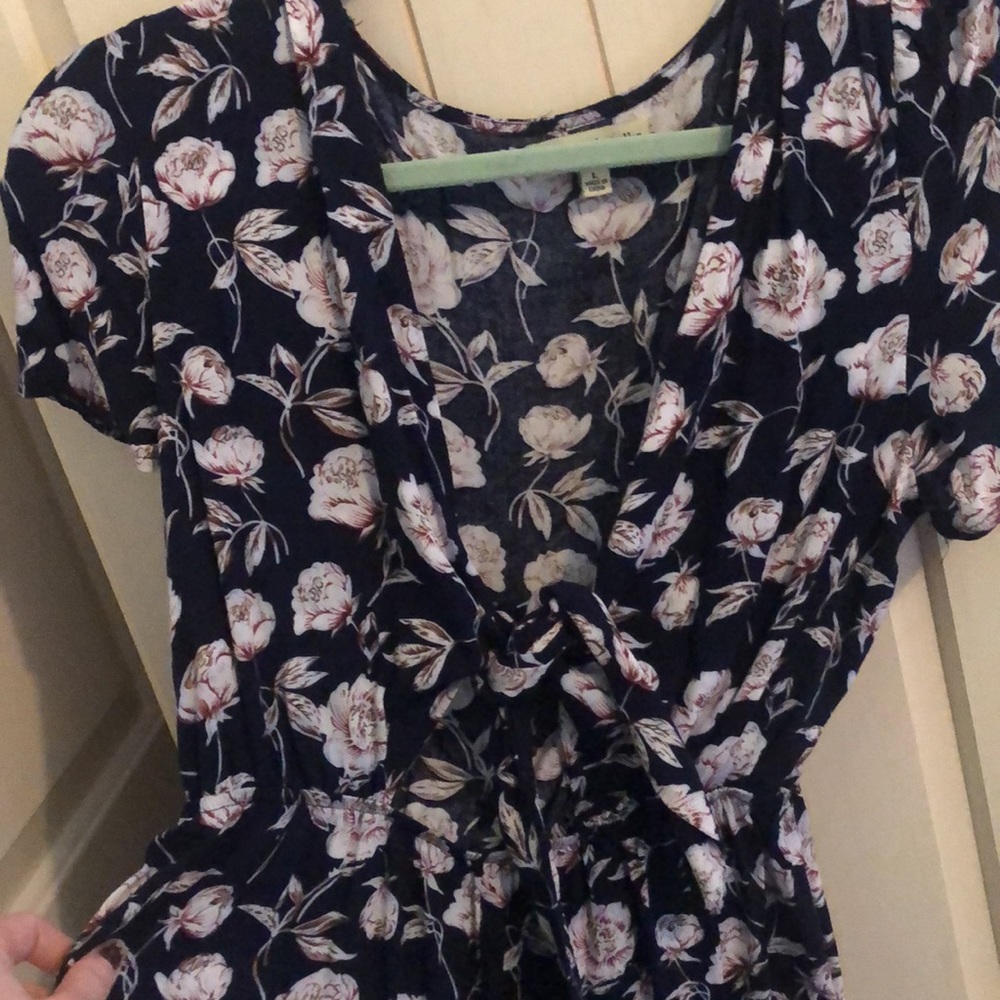 Romper - Picture 3 of 5